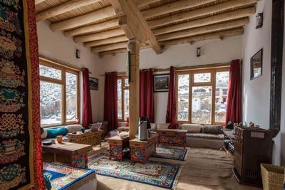 Snow Leopard Lodge